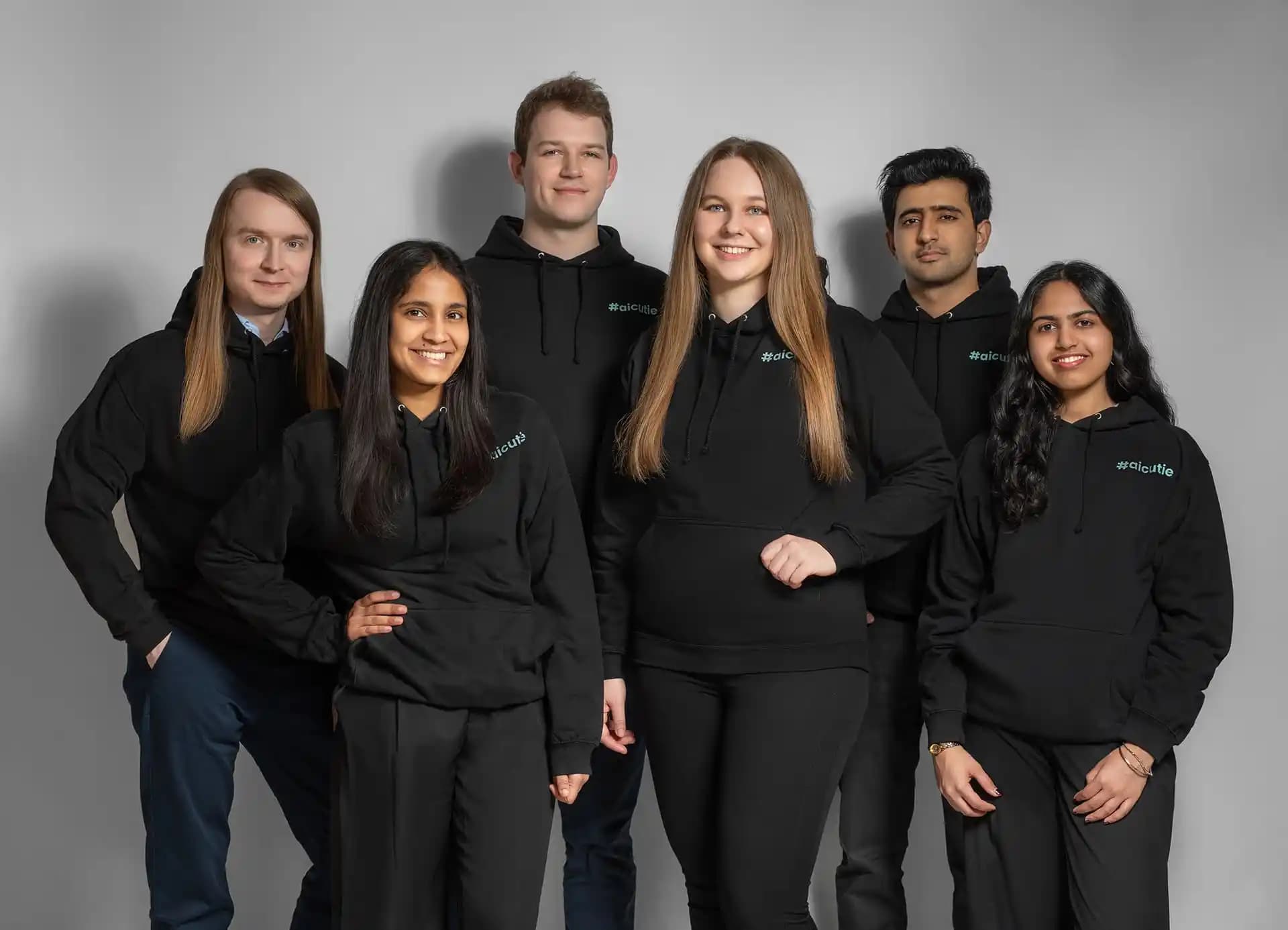 Julia and Finn, with the team.